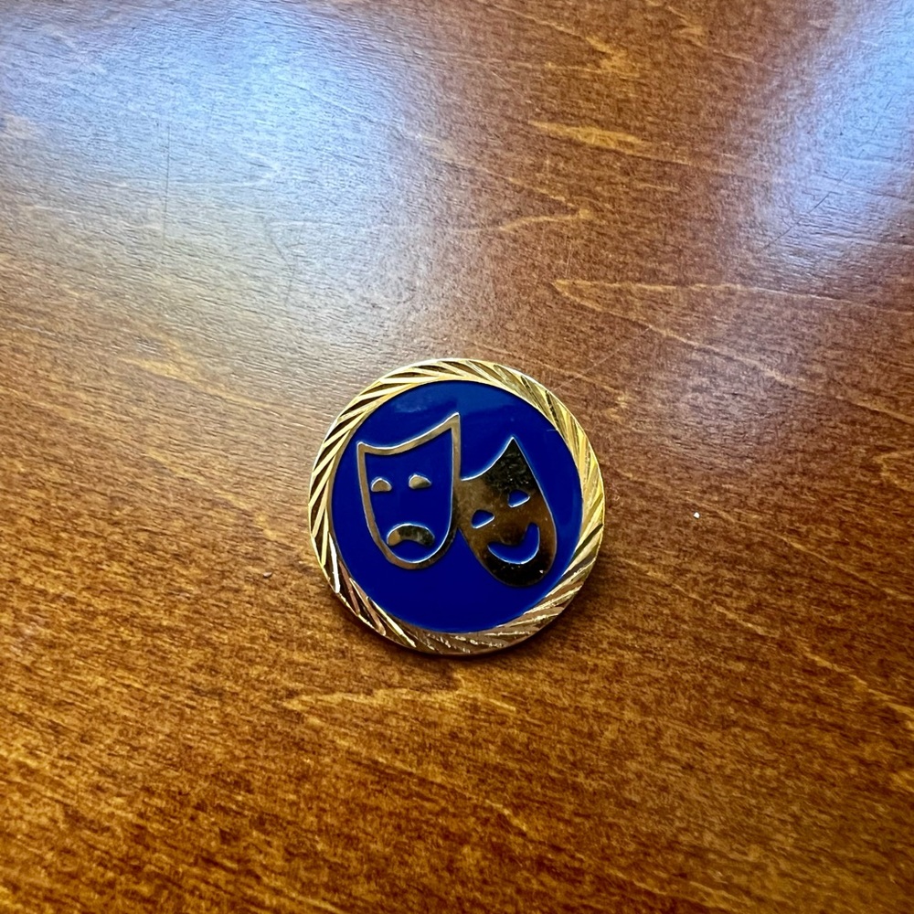 Comedy and tragedy masks pin blue and gold